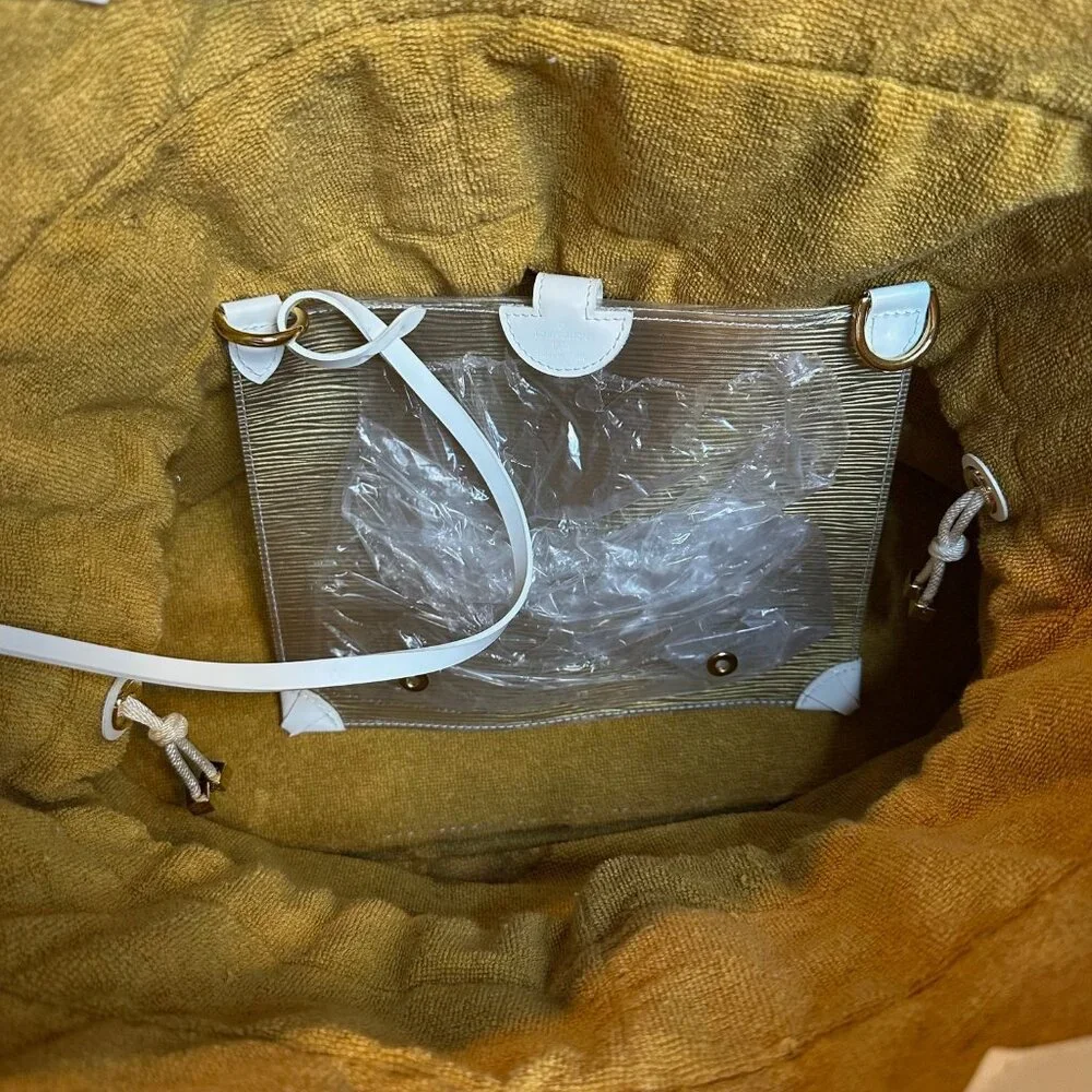 ❌SOLD❌Authentic Louis Vuitton Large Epi Plage Lagoon Bay GM Tote w/ Pochette - Picture 14 of 17